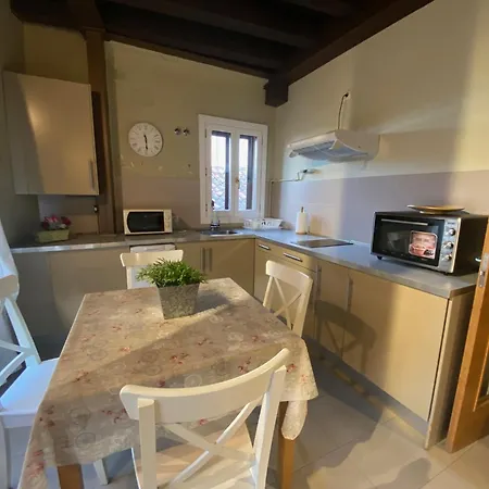 Apartment Refitoleria *